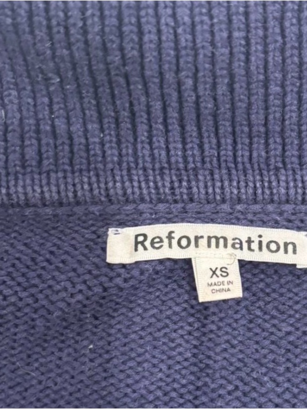 Reformation Francesco V Neck sweater in navy and white XS - Picture 3 of 3